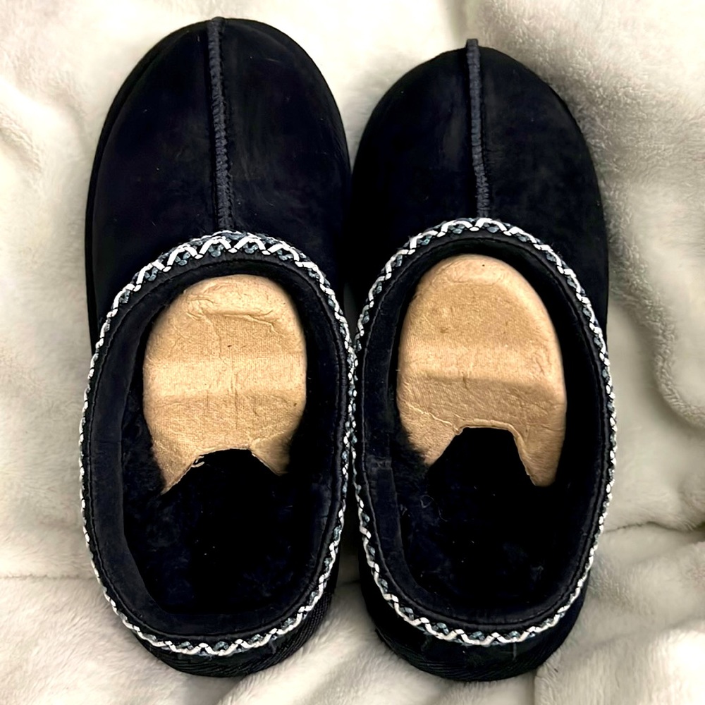 UGG Kids Black Tasman II. Size 1. Never worn. No Box Avail